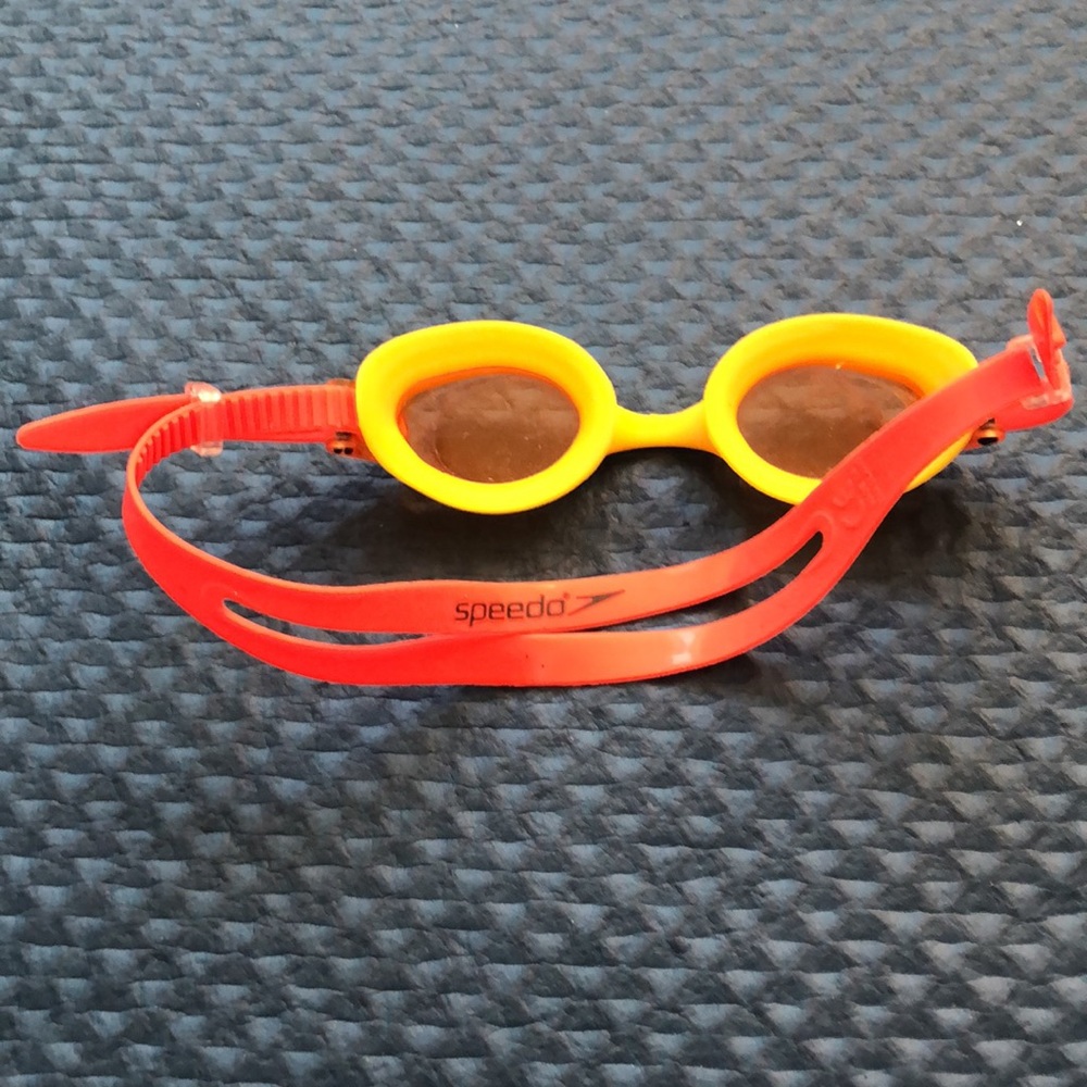 Speedo goggles - Picture 2 of 2